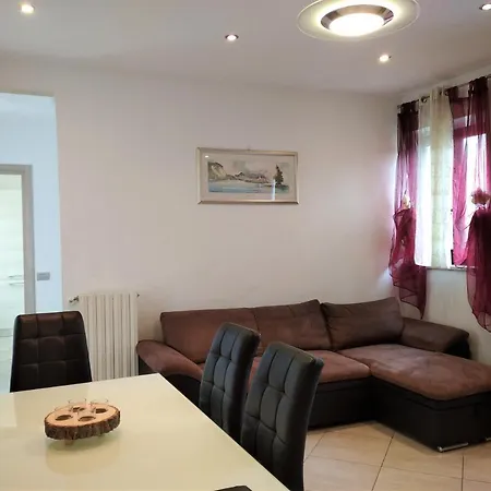 Holiday home Casa Rosa 51 Stresa